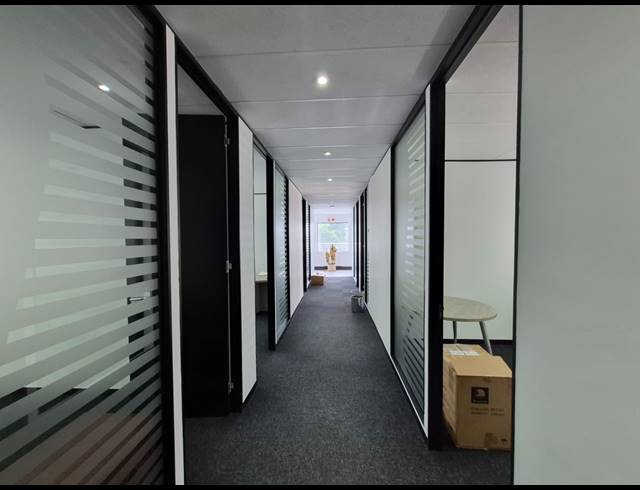 555M² OFFICE TO LET IN ILLOVO